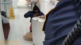 中國信託銀行,搶案,林姓搶匪,敦化南路派出所所長呂政隆（圖／翻攝畫面）