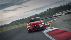 Alfa Romeo攜手「Scuderia de Adamich 」打造義大利總部專屬駕馭學院。（圖／Alfa Romeo提供）