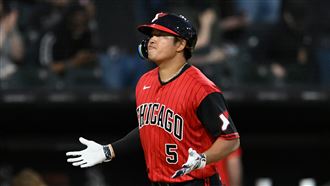 村上宗隆11轟並列全壘打王　近7戰炸6轟！