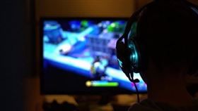 打遊戲、玩遊戲、電玩、電競（圖／翻攝自Pixabay）