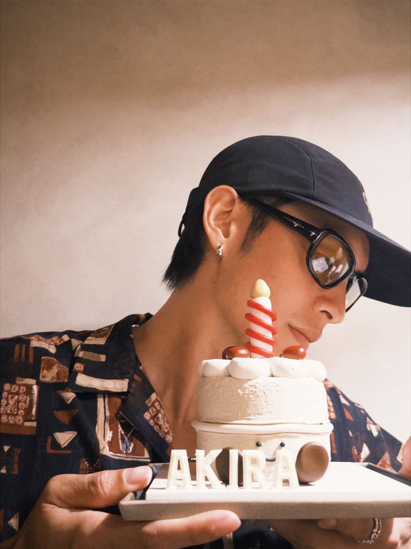 曹佑寧迎接32歲生日，和女友王淨罕見透過社群平台甜蜜互動。（圖／翻攝自IG @tsaoyuning）