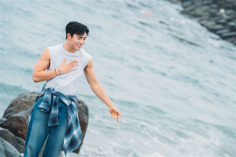 須弘道推出單曲。（圖／粹譜藝人經紀 提供）