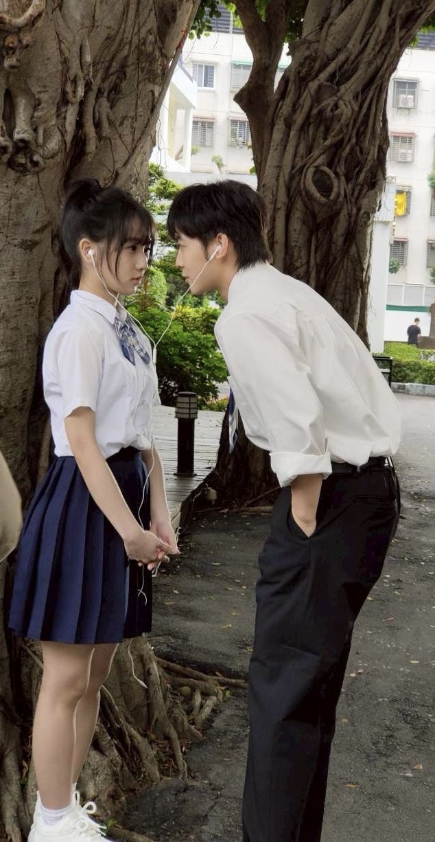 樂樂（謝語恩）消失多年以歌手身分回歸。（圖／樂樂提供）