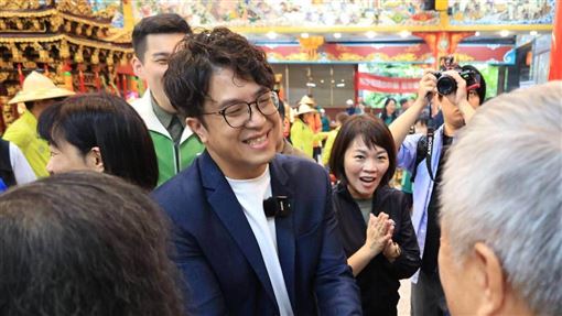 沈伯洋攻蔣萬安痛點　蔡英文文宣大將助攻