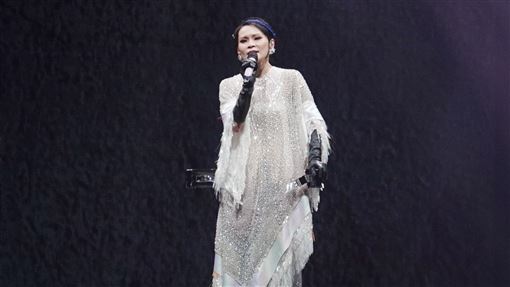周蕙驚爆聲帶萎縮　淚喊：恐最後一次開唱