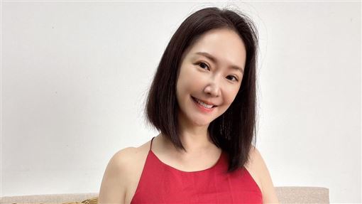 沒穿Bra做瑜珈影片瘋傳　王俐人鬆吐原因
