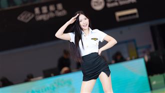 李素敏下身開衩火辣逆襲　缺席急轉戰SOLO