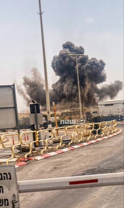 美伊戰爭引爆石油斷供危機，造成能源價格飆高，能源公司跟著賺飽飽。但戰火終有結束的一天，外媒對此推薦4檔能源股，不怕市場波動，能讓存股族往後數十年穩穩領股息。（圖／翻攝自X平台 @Waleedahmdd）