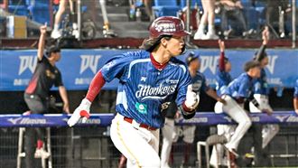 沒空盯再見轟出牆　劉子杰喊一棒終結成真