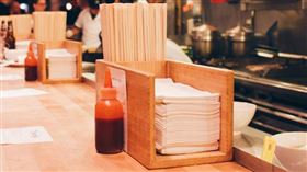 滑面餐巾紙的實用性引起熱議。（示意圖／Pexels）