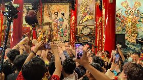 大甲鎮瀾宮媽祖遶境回鑾安座