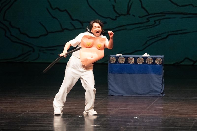 陳漢典扮成豬八戒。（嚞娛樂提供）