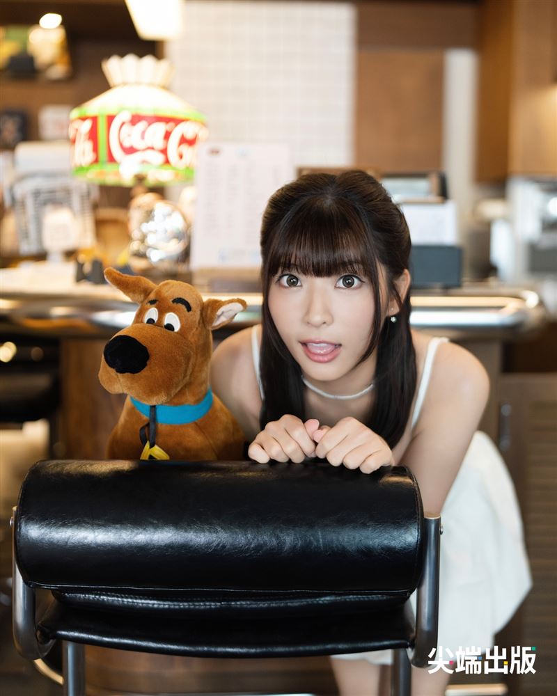 《微澀・微瑟》彷彿一場「跟著瑟七回家」的旅行。（圖／尖端出版集團提供）