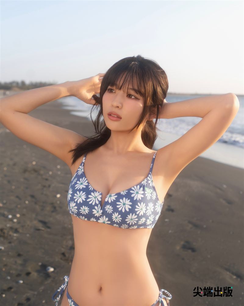 瑟七回到初心的浪漫旅程！《微澀・微瑟》展現沉浸式「男友視角」台南寫真。（圖／尖端出版集團提供）