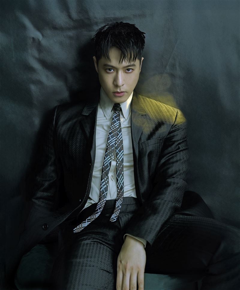 周湯豪強勢入圍及拿下本屆hito流行音樂獎大獎，將擔綱頒獎典禮開場嘉賓。（圖／men&rsquo;s uno提供）