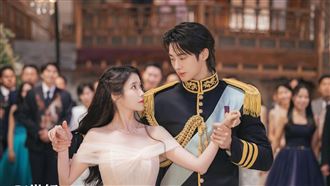 邊佑錫認會想跟IU結婚　遊艇上激吻網嗨翻