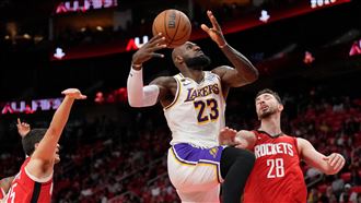 詹姆斯10分8失誤　火箭19分差勝湖人續命
