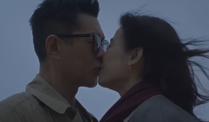 日前古天樂與宣萱曾被拍到在沙灘同遊，當時外界一度揣測兩人關係，但古天樂並未多做回應。（圖／翻攝自Official MV YT）