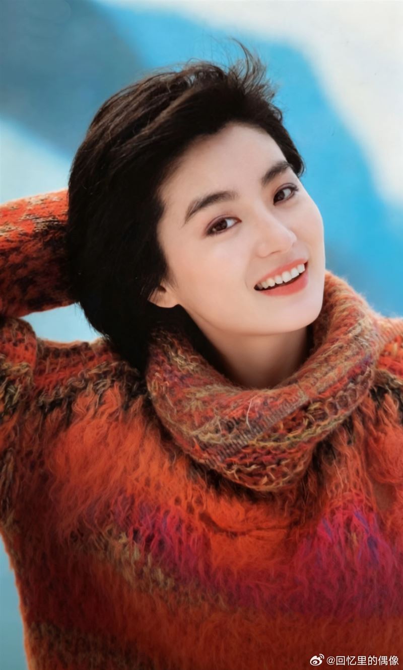 林青霞過去曾是非常多人心目中的女神。（圖／翻攝自微博）