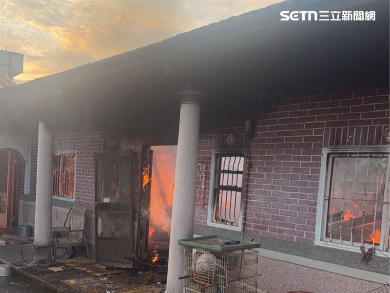 雲林斗六市民宅惡火，孝子衝火場救母，雙雙罹難。（圖／翻攝畫面）