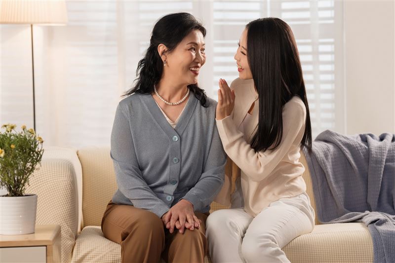 母親節即將到來，申辦中嘉寬頻指定光纖上網方案搭有線電視，智慧家電商品$0就能帶回家。（圖／品牌業者提供）