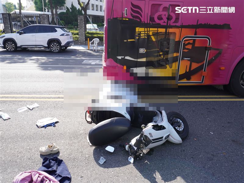 女警休假準備回家帶胞姊小孩上學，卻在途中發生意外。（圖／翻攝畫面）