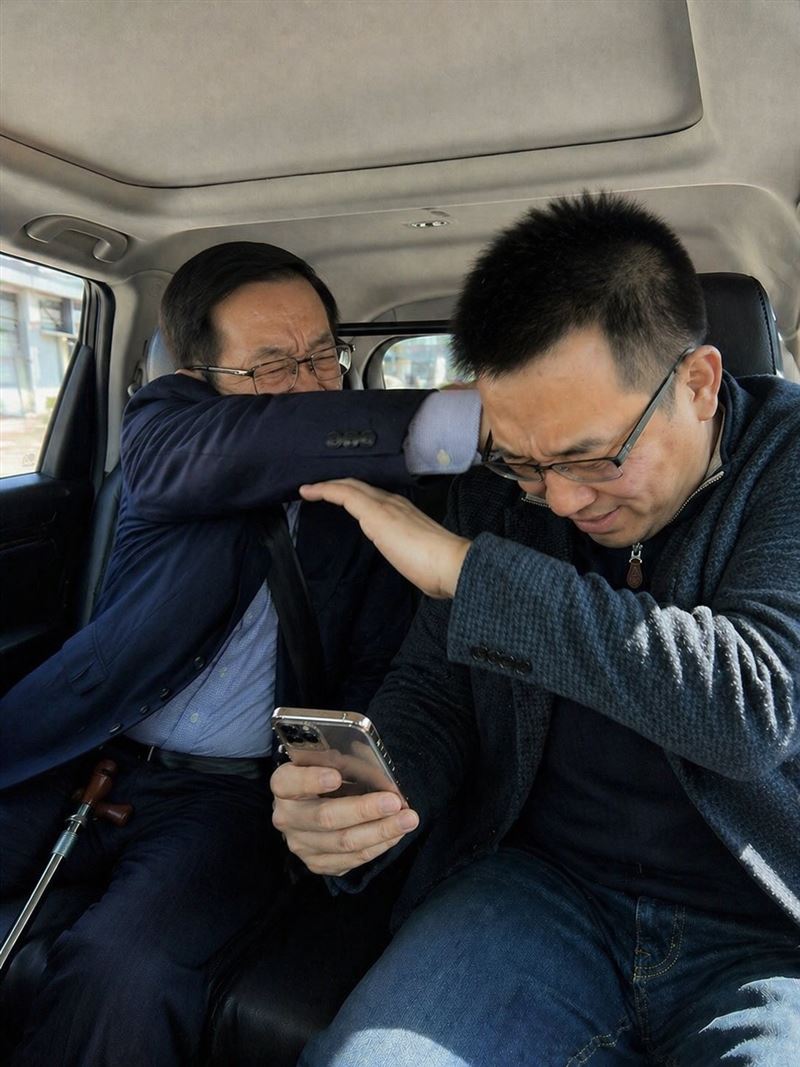 陳水扁本人留言回「還來」，並放上一張新的照片。（圖／翻攝自Threads@achung0122_takao）