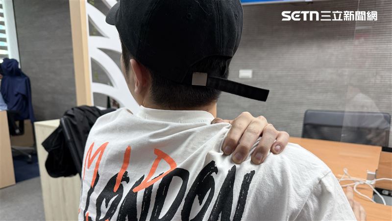 脂肪攝取過量，會導致身體發出三種警訊！醫師提醒，其中一項就是右上腹脹氣、悶痛，甚至右肩的轉移痛。（示意圖／記者蔣季容攝影）