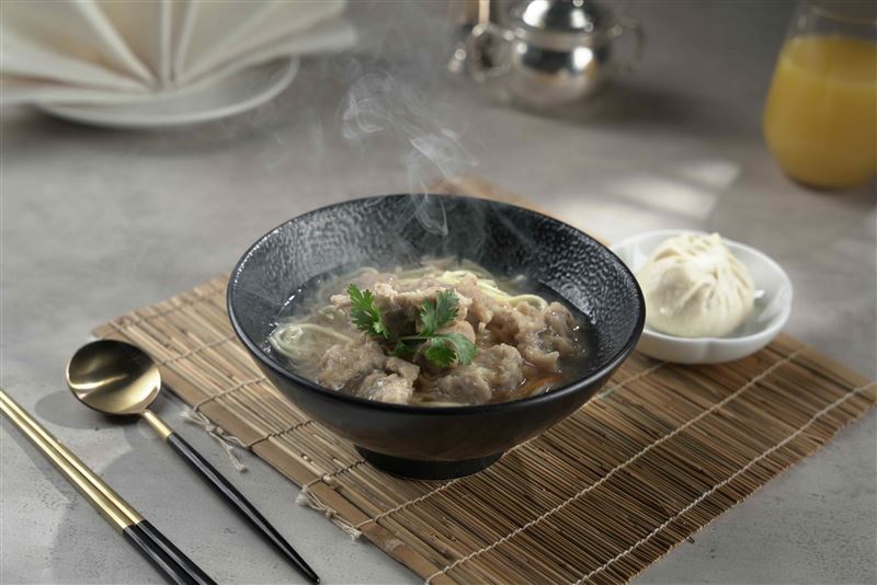 礁溪了了將供應宜花地區地方的風土早餐，如蒜味肉羹、公正包子等旅人必吃小吃。（圖／飯店旅宿業者提供）