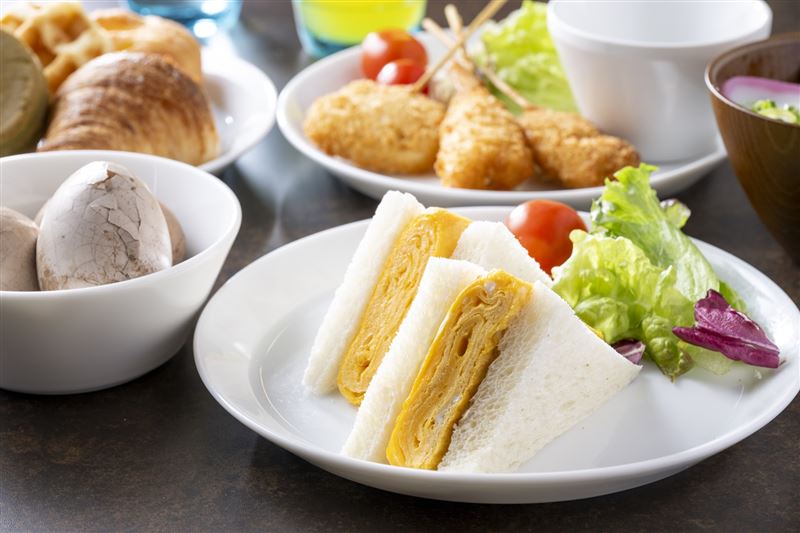 捷絲旅大阪心齋橋館暑期專案贈送Just Caf&eacute;自助式早餐，提供多樣台日風味料理。（圖／飯店旅宿業者提供）