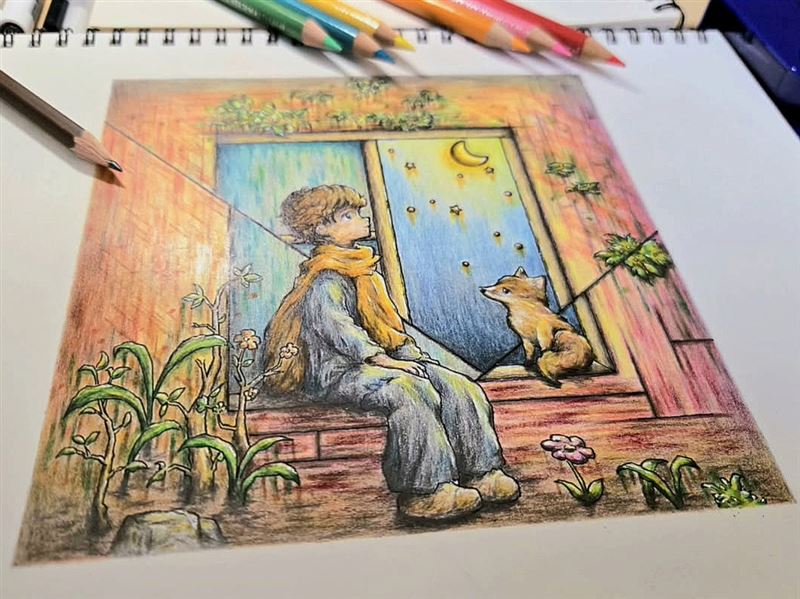 小均練習用左手完成《探險家》畫作，象徵傷後重生。（圖/陽光基金會提供)