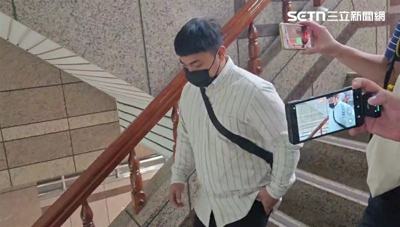 歌手邱軍涉嫌酒駕、撞死計程車司機，肇事後又駕車逃逸。（圖／翻攝畫面）