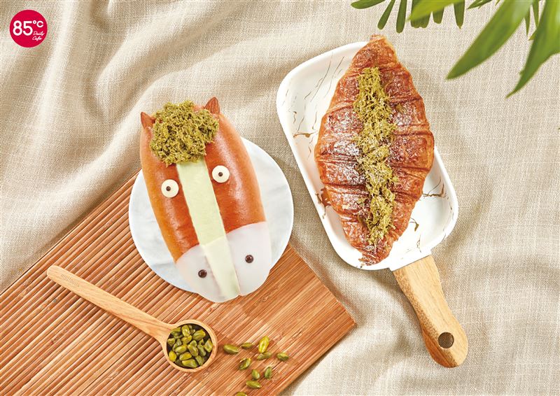牛馬也值得被寵愛！85℃兩款杜拜雙饗麵包話題登場。（圖／品牌業者提供）