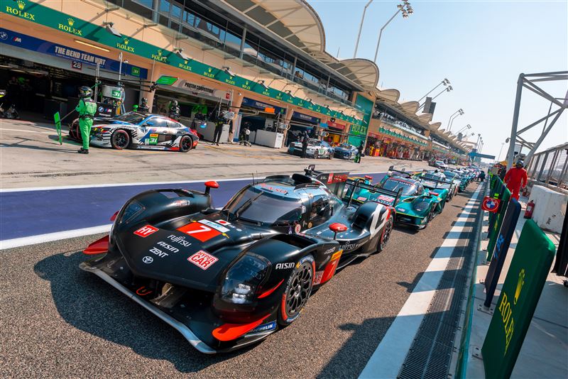 勞力士代言人尼克．德弗里斯（NYCK DEVRIES）駕駛豐田車隊（TOYOTA GAZOO RACING）7號賽車。（圖／Rolex提供）