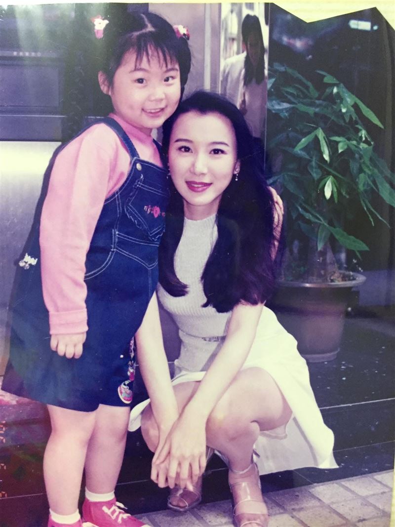 楊小黎曬出與蕭薔過網合照。（圖／翻攝自楊小黎 Shiauli Yang臉書）