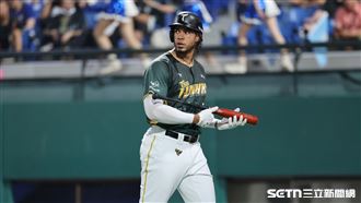 魔鷹安打、HR、RBI稱王　陳傑憲奪打擊王