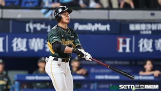 確信步都踏出來了　王柏融百轟遭逆風攔截