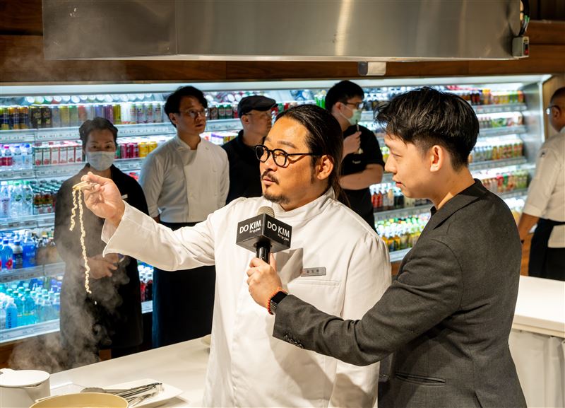 金度潤對食材有著職人般的堅持。（圖／微風提供）
