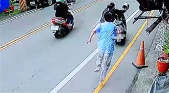 30歲男試戴金戒奪門逃！老闆娘翻櫃檯緊追