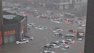 廣西暴雨24小時「58個西湖灌入」百車泡水