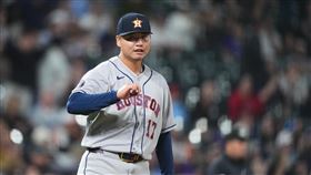 鄧愷威本季首度先發，1局下挨3安掉2分。（圖／美聯社／達志影像）