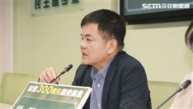 莊瑞雄批評，國民黨基於內部理由取消行程，凸顯藍營對於預算監督是「嘴巴講一套，做的是一套」，理由不正當，浪費公帑與民脂民膏。（圖／記者楊士誼攝影）