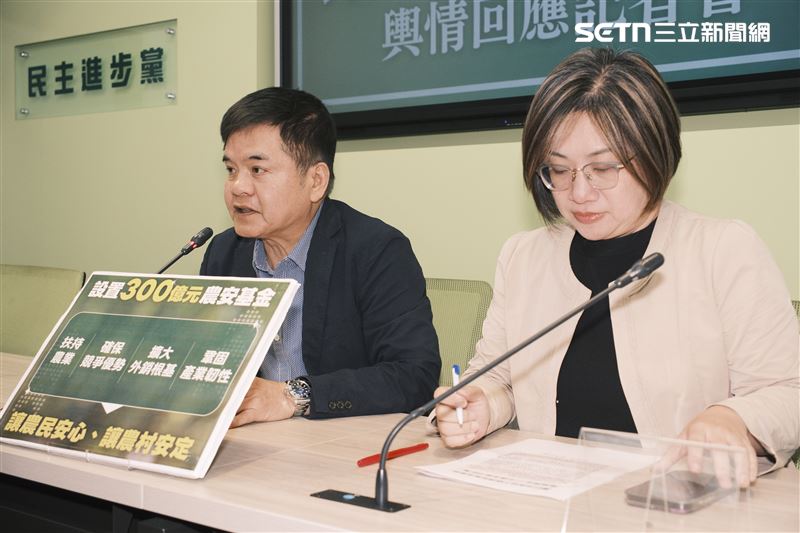 針對新北藍白合，莊瑞雄直言兩個「弱弱的男人」加起來就會變成「一個強的男人」？（圖／記者楊士誼攝影）