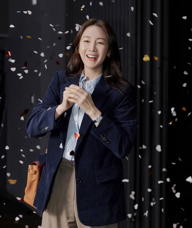 崔智友閃婚8年，老公身分依舊神秘。（圖／翻攝自IG）