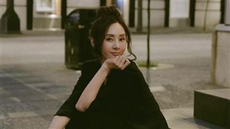 賣淫女星神隱停工　突曬婚紗照爆秘婚生子