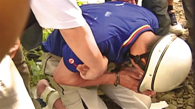 共犯高正雄（圖）將男童壓入水中溺斃，被判無期徒刑。（圖／翻攝自東森新聞）