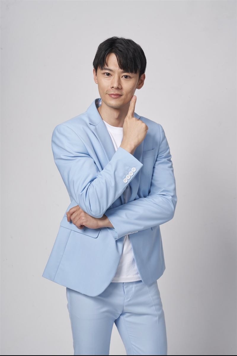 羅子惟坦言入戲太深影響情緒，選擇與低潮共處，展現演員專業態度。（圖／民視提供）