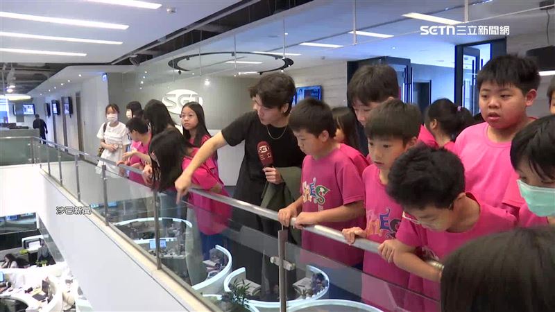 國小學生參訪三立電視台，認識媒體產業真實面貌