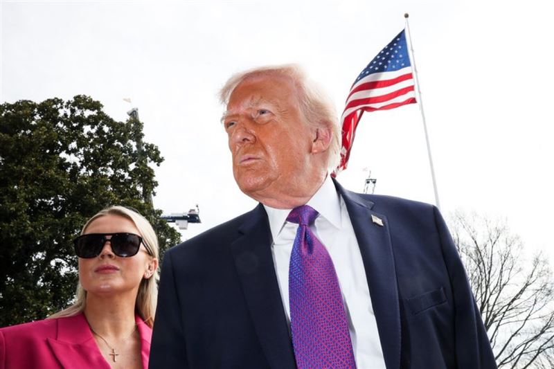 商人出身的美國總統川普（Donald Trump）難道是投資「反指標」？外媒揭露，川普聽聞阿拉伯聯合大公國退出OPEC，興奮喊出石油價格會大幅下跌，但30日國際油價卻持續飆漲，甚至一度衝破125美元關卡，刷新2022年以來的最高紀錄。（圖／翻攝自X平台 @LucasSa56947288）