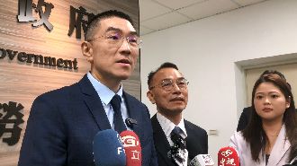基隆採購鴨子船遭控違法　謝國樑回應了